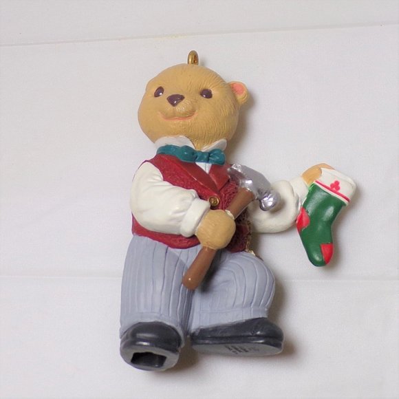 Hallmark The Bearingers Victoria Circle Bear Family 5 Ornaments Christmas 1993 - Picture 11 of 16